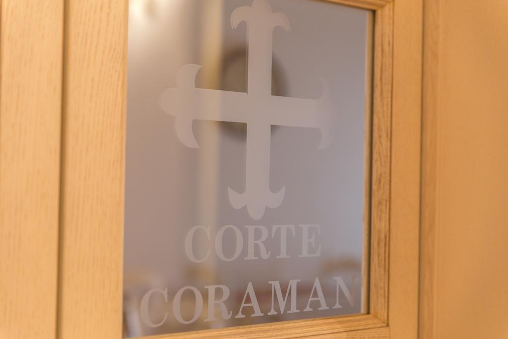 Cortecoraman Sommacampagna Buitenkant foto